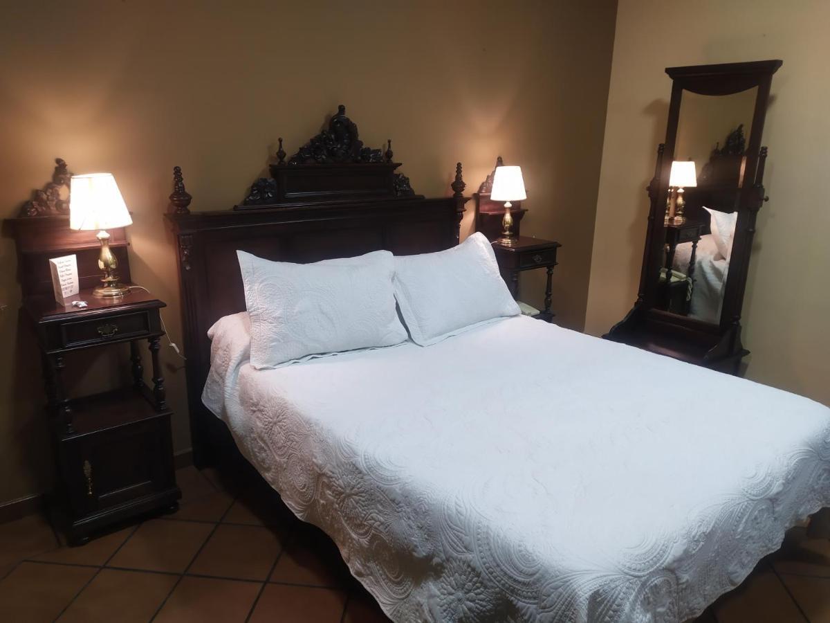 Hotel Bronces Lucena