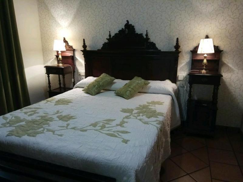 Bronces Hotel 4*